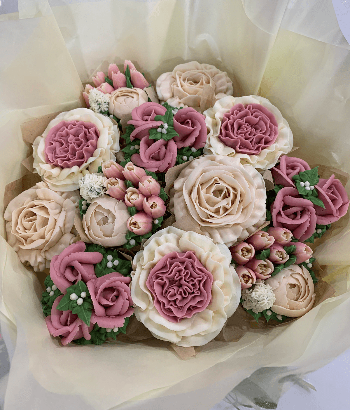 12-Cupcake Bouquet — Padie's Cakes